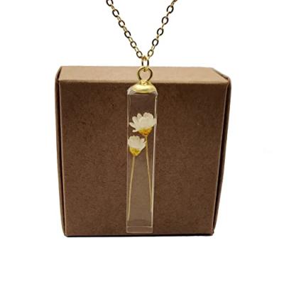Daisy Cube Pendant Necklace Daisy Cube Pendant Necklace