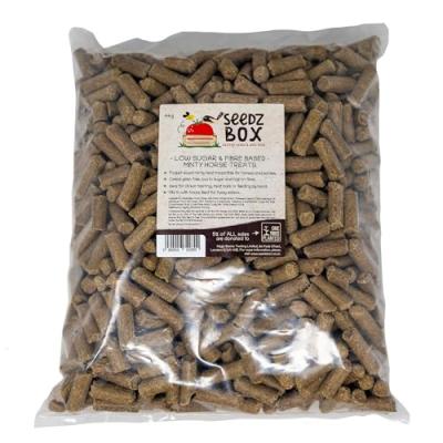 Minty Flavour Horse Treats by Seedzbox Minty Flavour Horse Treats by Seedzbox